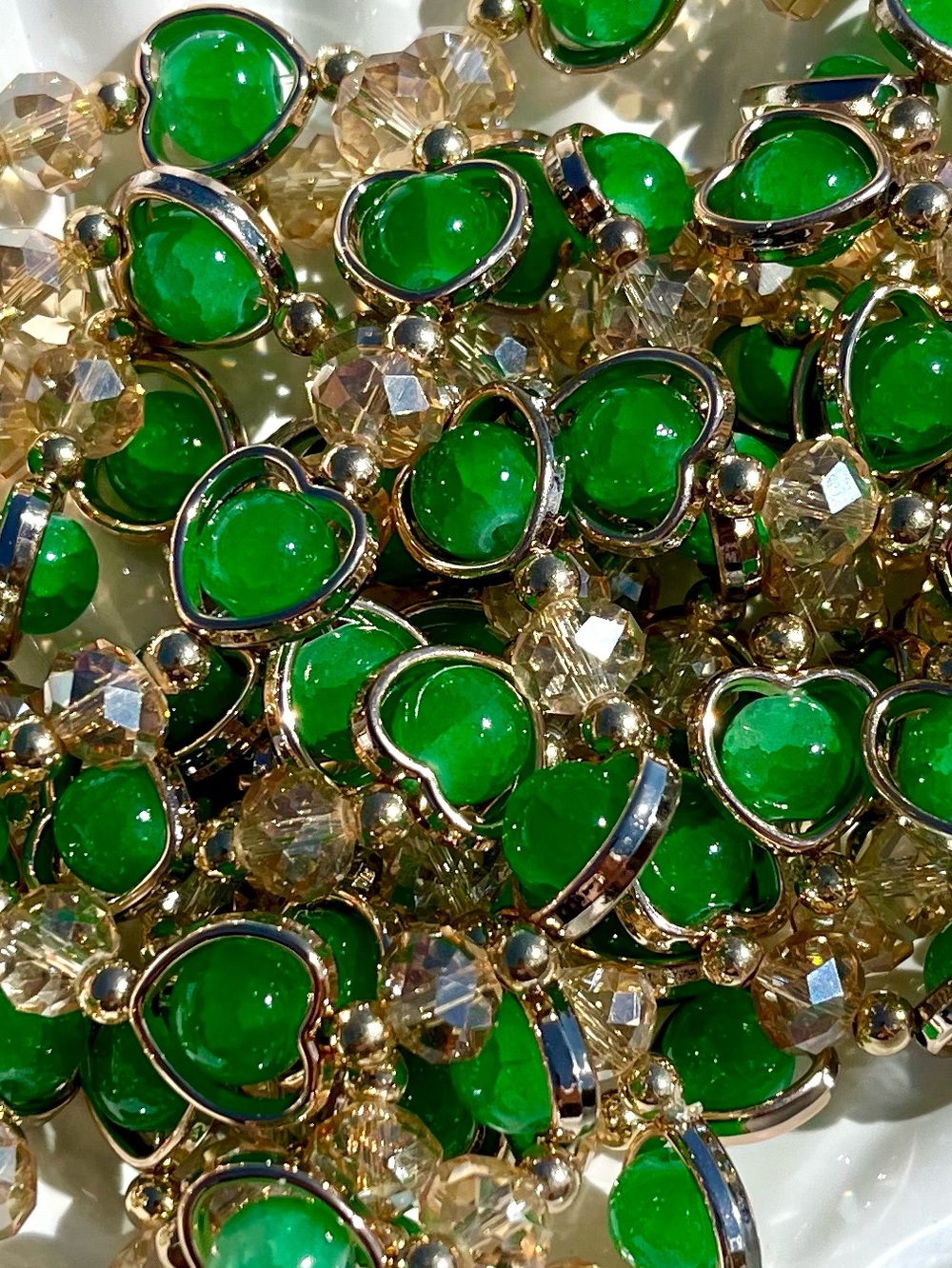 Golden Green Hearts Glass Beaded Bracelet NWOT